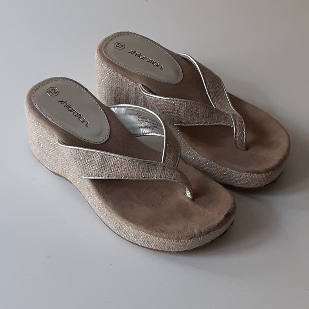 Xhiliration little girls platform sandals sz 12
